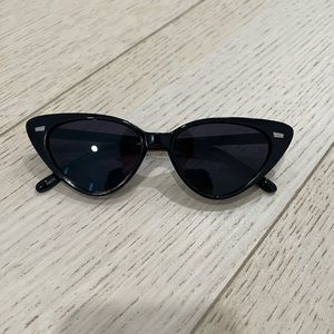 Free people black cat eye sun glasses nwot